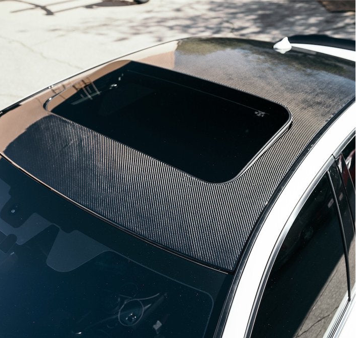 Q50/Q60 Carbon Fiber Roof Overlay